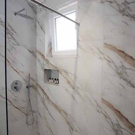 Ata فندق دراس